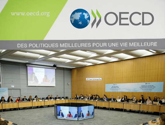 OECD - Leading Practitioners on Public Procurement